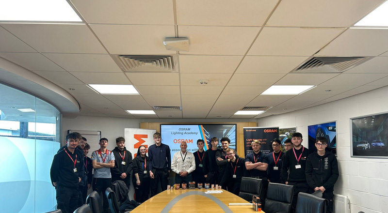 OSRAM provides training to Nottingham students