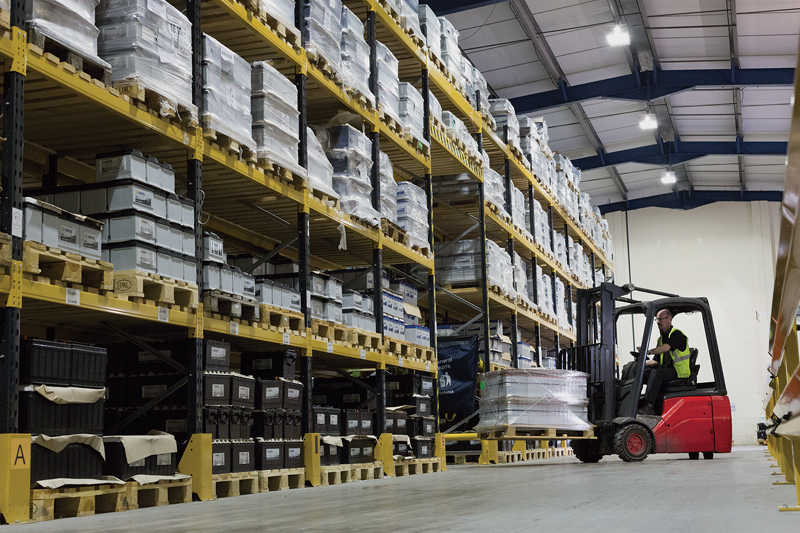 How to manage battery stock efficiently