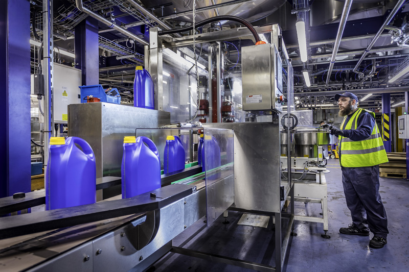 How to meet modern engine oil demands