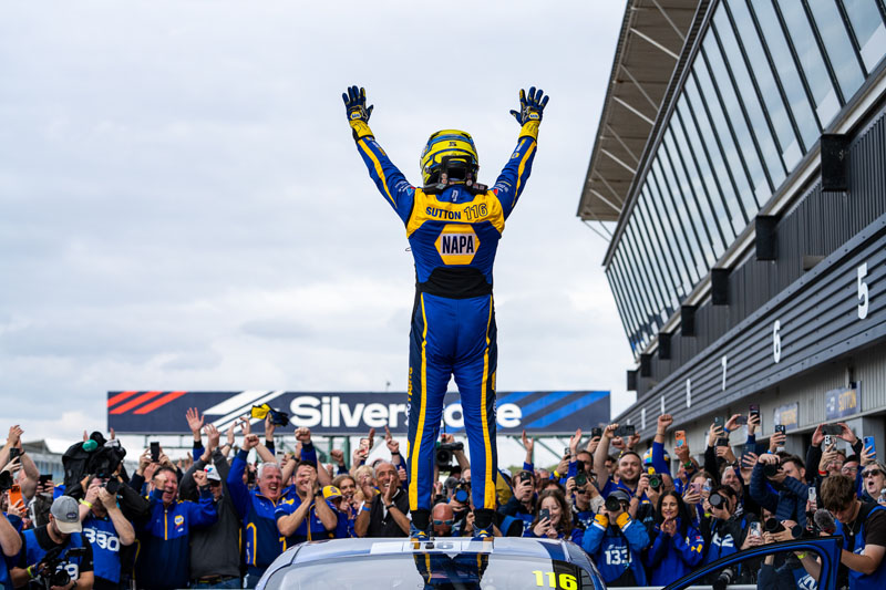 NAPA racing celebrate BTCC championship success